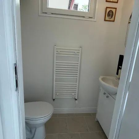Rose 3 Bedroom *