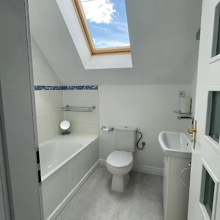 Rose 3 Bedroom בית נופש *